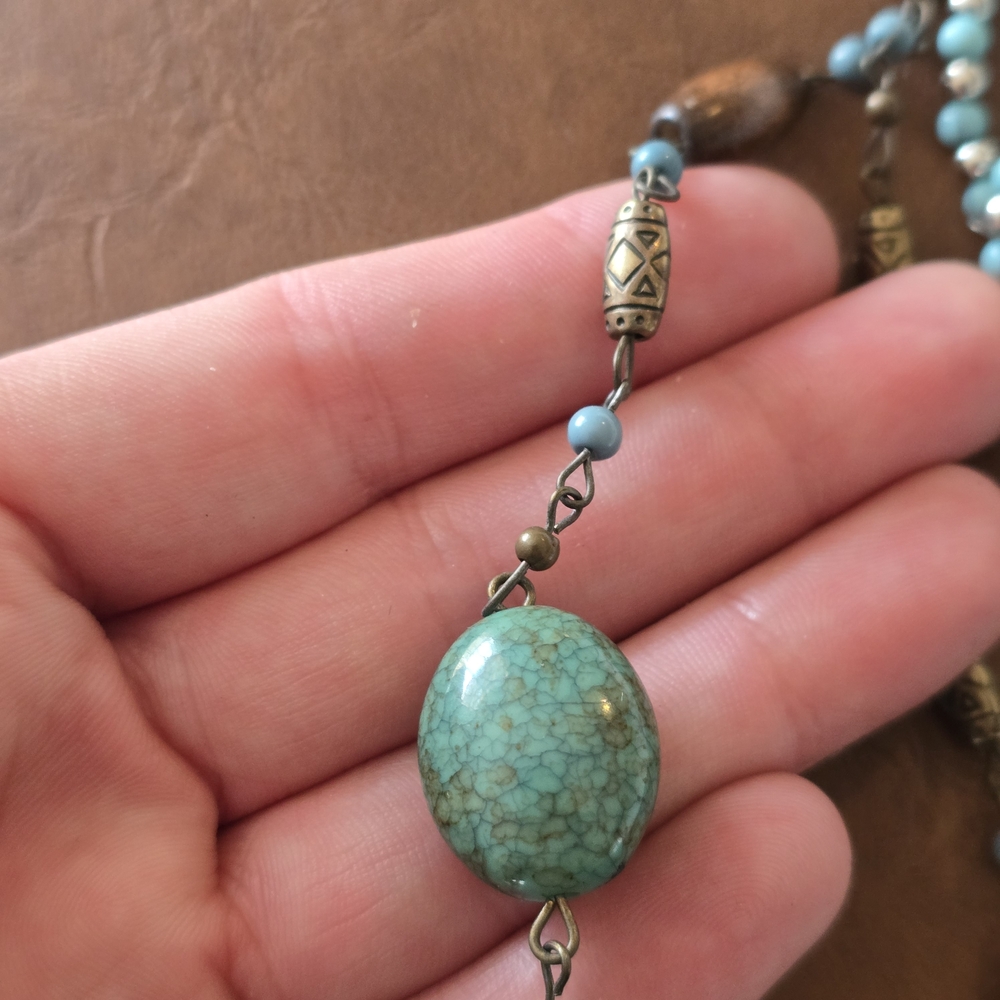 Turquoise and Gold Jewelry Set - Picture 3 of 16